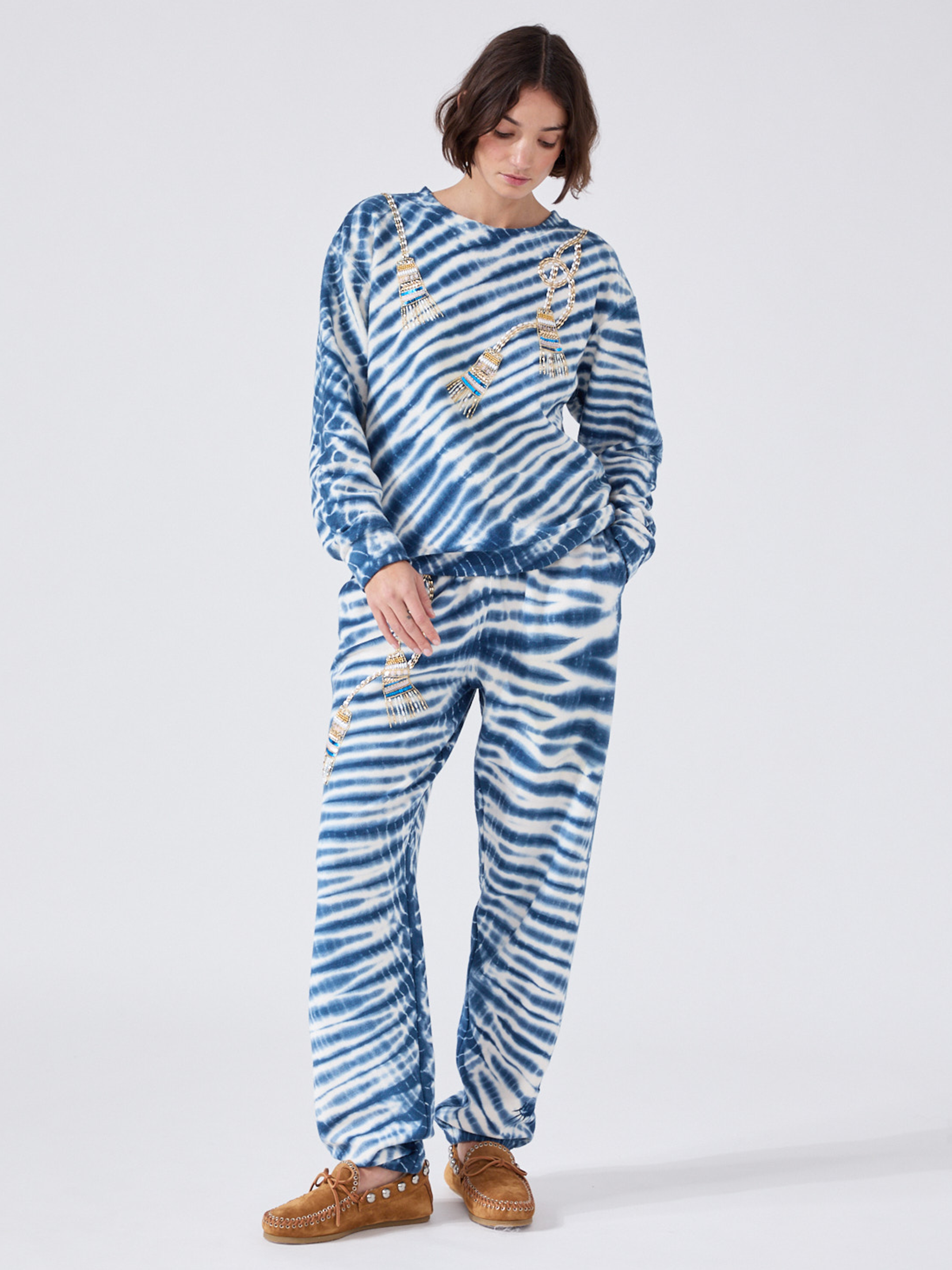 Janis Embellished Sweatshirt Blue