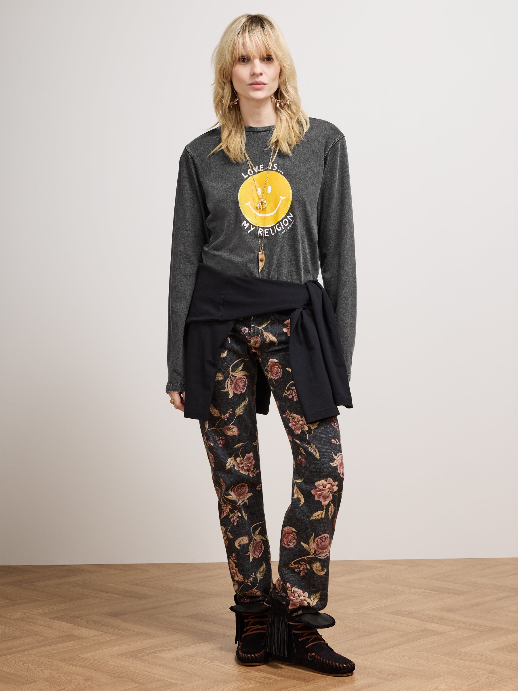 Smiley Love Long Sleeve T-Shirt Grey
