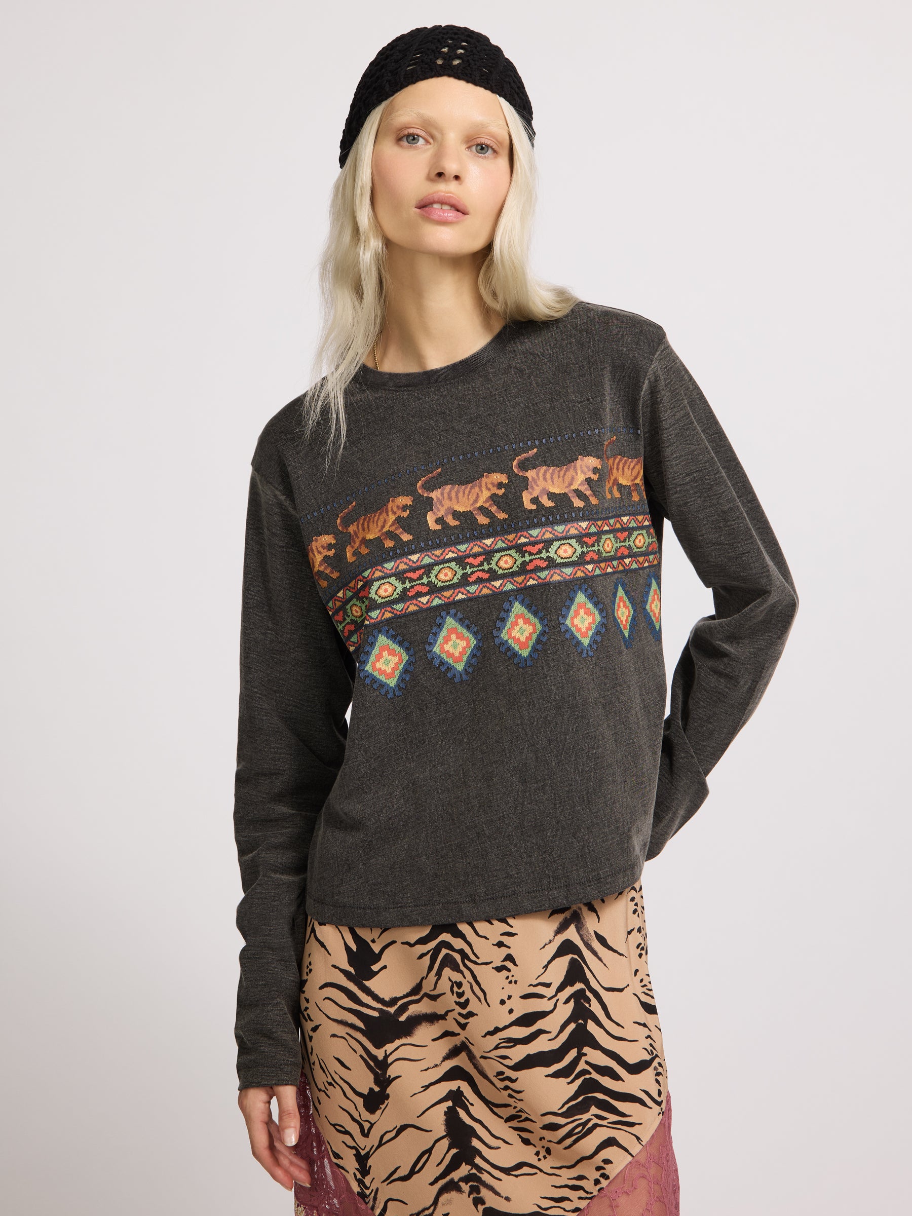 Tiger Loom Long Sleeve Tee Grey
